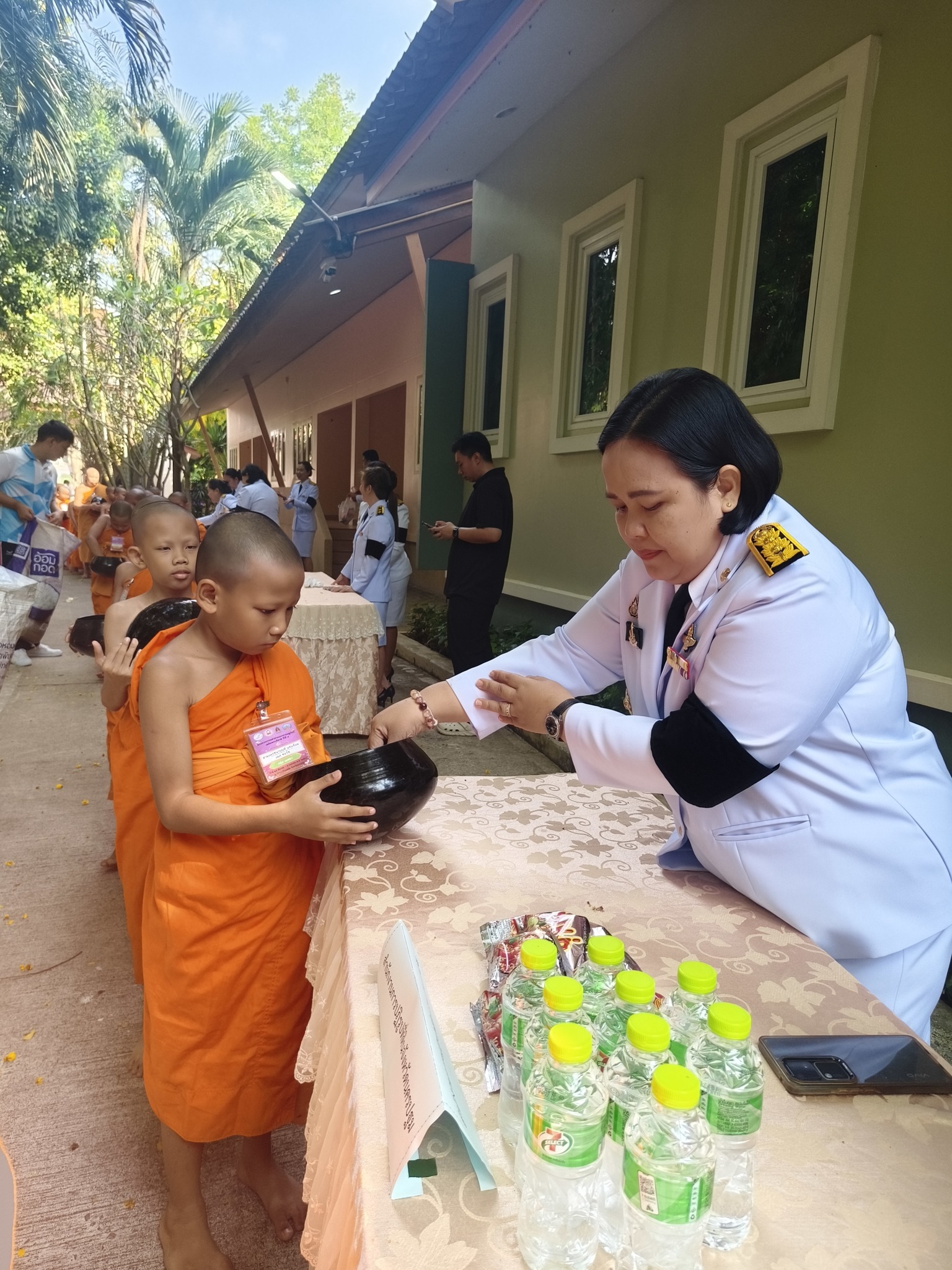 title - ส.ป.ก.นครปฐม เข้าร่วมพิธีเจริญพระพุทธมนต์และพิธีตักบาตร เฉลิมพระเกียรติสมเด็จพระกนิษฐาธิราชเจ้า กรมสมเด็จพระเทพรัตนราชสุดา สยามบรมราชกุมารี เนื่องวันคล้ายวันพระราชสมภพ 2 เมษายน และพิธีทอดผ้าป่าสมทบกองทุนพัฒนาเด็กชนบทในพระราชูปถัมภ์สมเด็จพระเทพรัตนราชสุดาฯ สยามบรมราชกุมารี